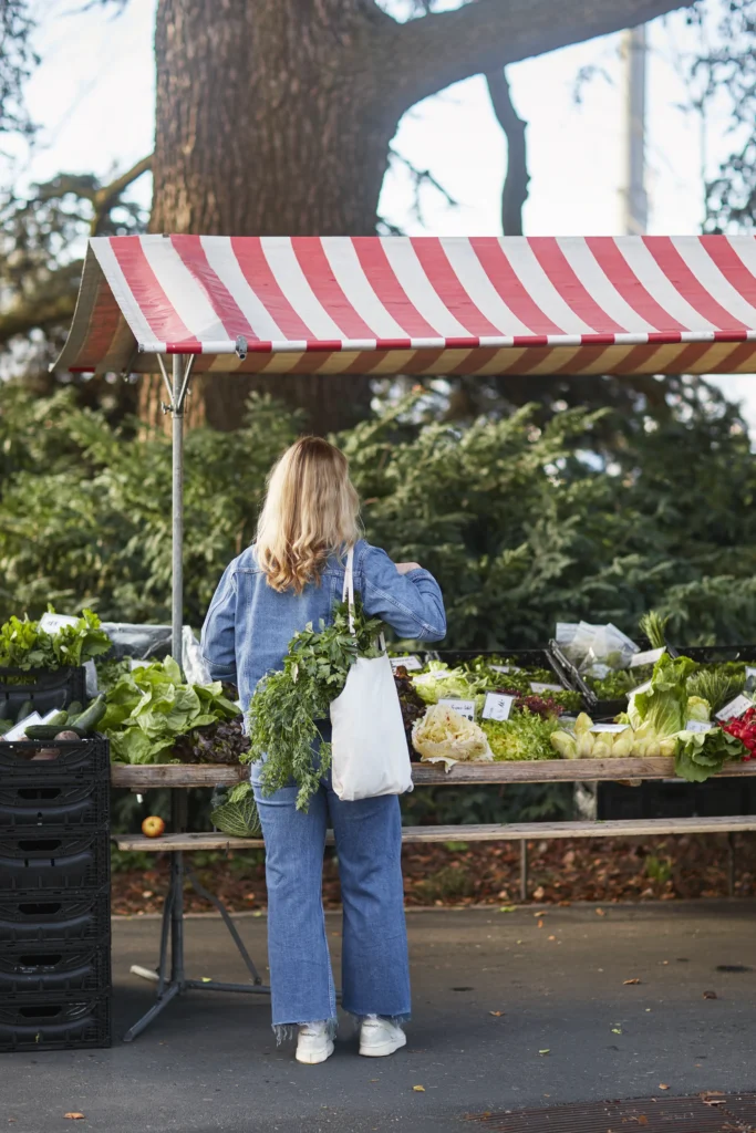Laura am Markt